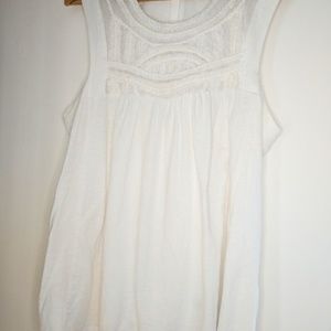 Anthropologie Akemi + Kin white linen tank top